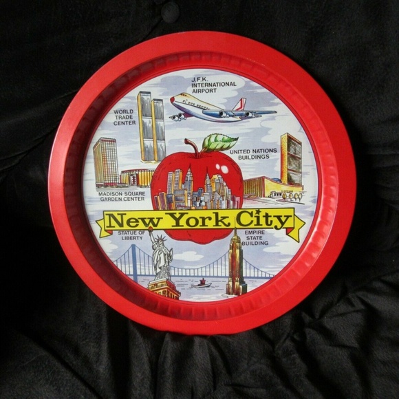 Vintage Tin Platter Tray New York - Firm Price- Made Hong Kong- - Picture 1 of 7